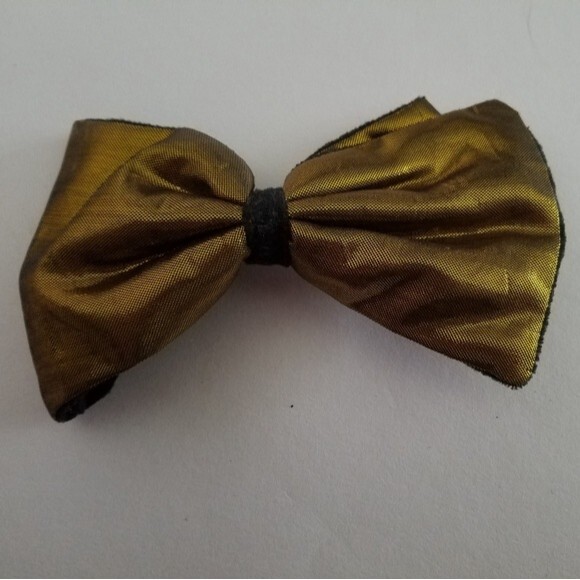 Gold Hair Clip with Black Velvet Center - Picture 5 of 5
